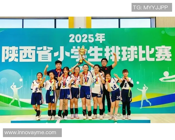 上海排球队的速度之谜:揭秘排球巨献背后的训练与策略 上海排球队的速度之谜:揭秘排球巨献背后的训练与策略