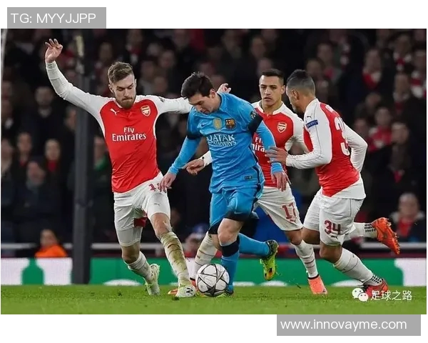 成都羽毛球队防守策略分析与比赛表现的得失评估